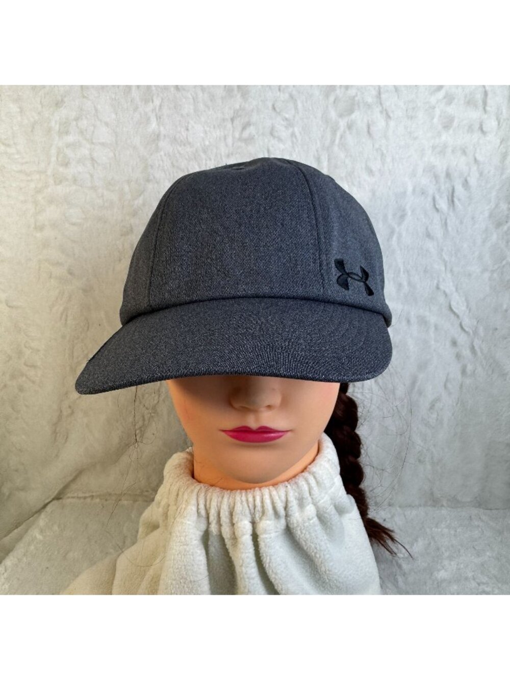Under Armour Gray Womens Ponytail Cap M/L Polyester Lightweight & Stylish